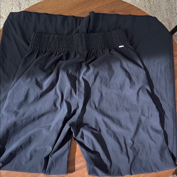 Vuori Villa wide leg pants size L - Picture 4 of 6